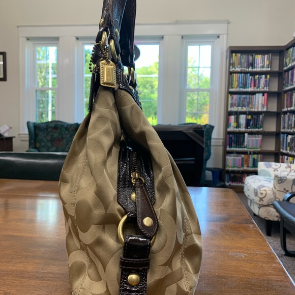 Coach handbag - Picture 3 of 6